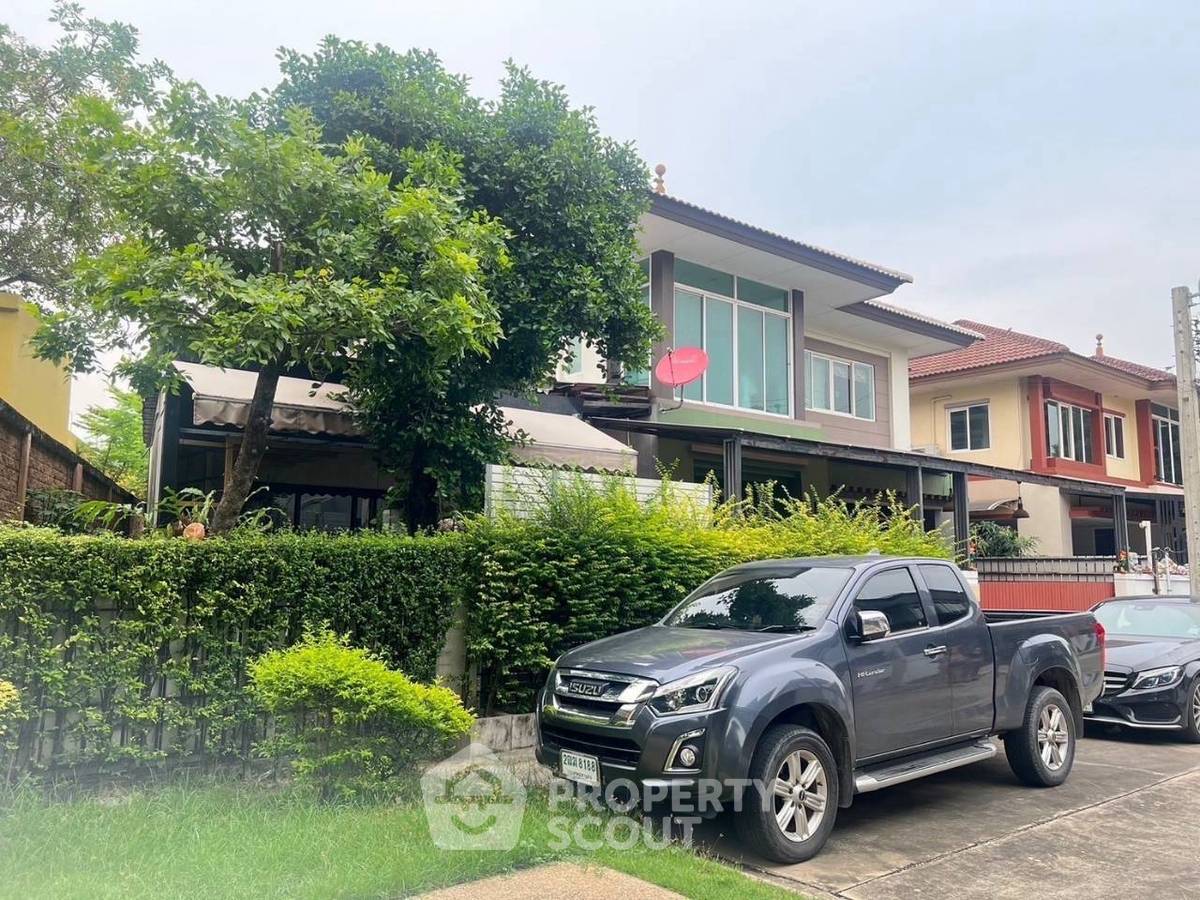 รูป 350 ตร.ม. บ้านเดี่ยว 3 ห้องนอน Burasiri Ngamwongwan - Prachachuen (ID 3175621) - รูปที่ 4/10
