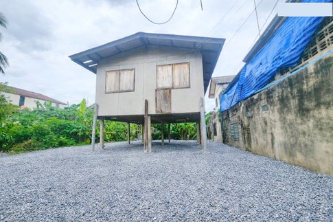 BTS Sai Yut 1.5 km. BTS Phahonyothin 59 1.5 km. For rent, house with land, 1 bedroom, 0 bathroom, Phahonyothin 44-50 CJ MORE 40 sq m. 100 sq m.