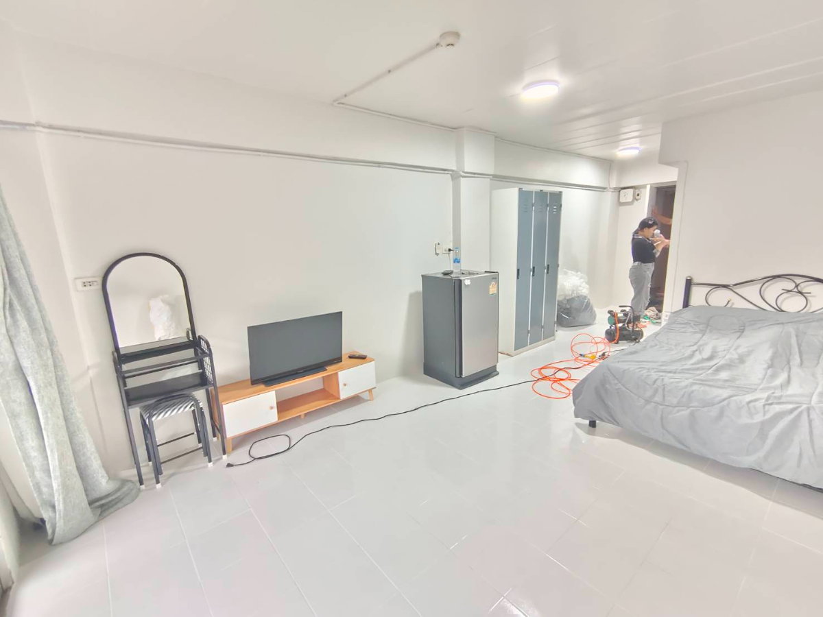 picture 🔥 For Rent: Niran9 (Udomsuk 56) | Spacious 30 sq.m., Fully Furnished & Ready to Move In – Only 4,000 THB/Month! - 2/9