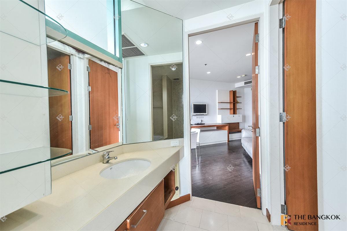 picture High-potential Location, Convenient Travel Chatrium Residence Riverside Bangkok - 6/10