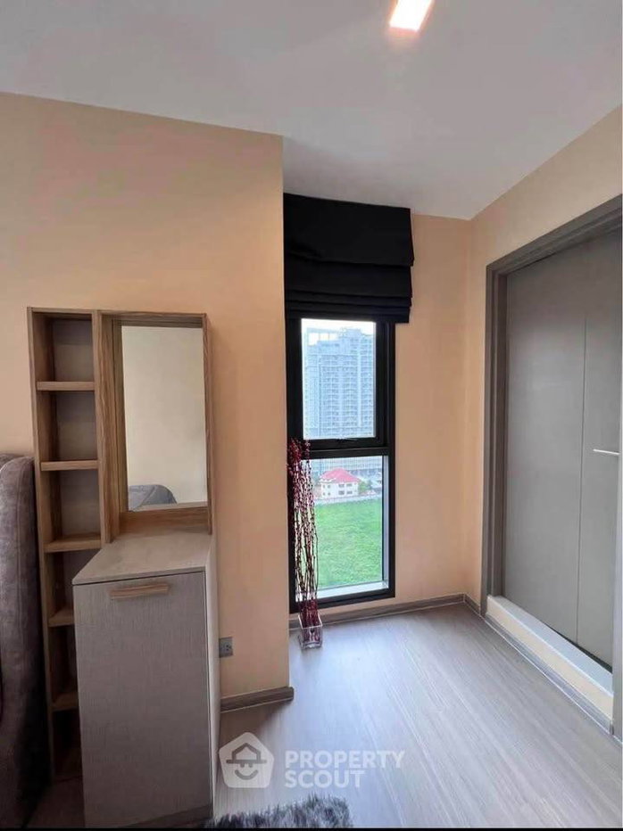picture 15th-Floor 2-BR Life Asoke Hype Near ARL Makkasan (ID 3180054) - 8/15