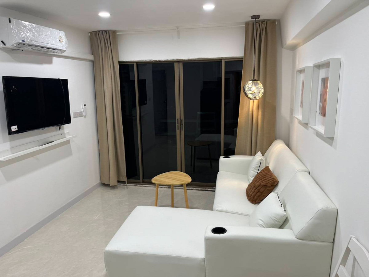 รูป คอนโดให้เช่า Thonglor Tower ห้องรีโนเวททำใหม่ทั้งหมด เฟอร์เจอร์ Ikea 50 ตร.ม. • 2 ห้องนอน 1 ห้องน้ำ • อาคาร A • ชั้น 14 • ระเบียงส่วนตัว - รูปที่ 2/15
