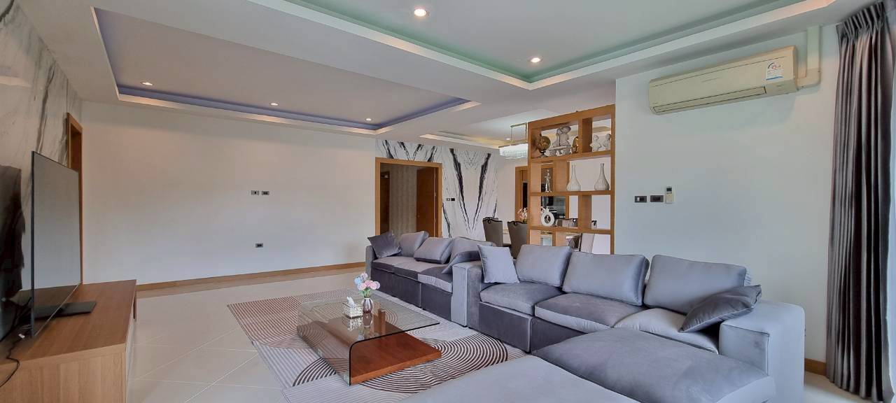 รูป Luxury 5-Bedroom Pool Villa for Rent in East Pattaya - รูปที่ 6/17