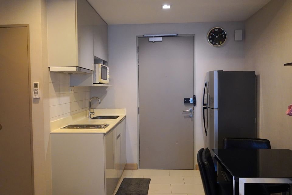 รูป 🏙️✨ FOR RENT: IDEO Mobi Phayathai  📩 Interested in this room? Screenshot or copy the link and send us via Line for more details & room viewing.   - รูปที่ 5/9