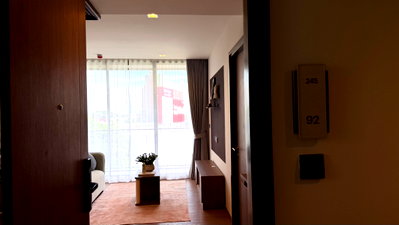 Condos for sale 700 Year Sports Arena Chiang Mai : 🔥 For Sale: Luxury ,Chiang Mai! Walk to Central Festival! 🔥