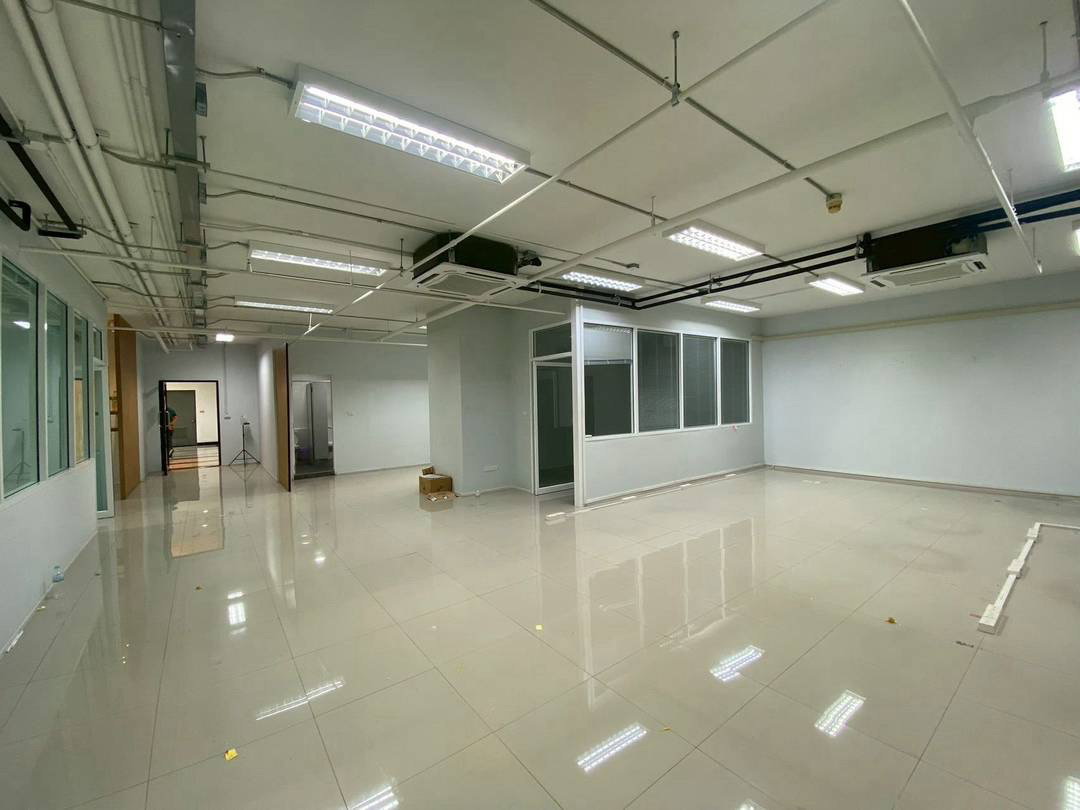 รูป ให้เช่า SSP Tower 2 พื้นที่ 217.12 ตร.ม. ติดตั้งระบบปรับอากาศและไฟส่องสว่างเรียบร้อยแล้ว เห็นทั้งวิวแม่น้ำเจ้าพระยาและวิวเมือง สนใจติดต่อ - รูปที่ 2/14