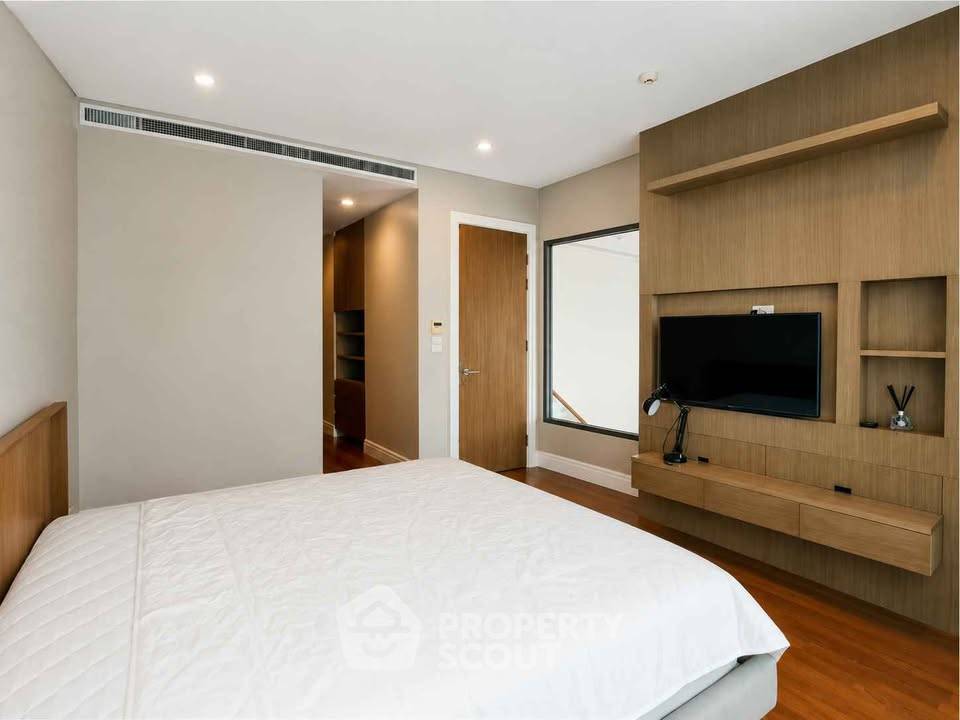 picture 3-BR 168 Sqm At Bright Sukhumvit 24 Near BTS Phrom Phong (ID 3179040) - 8/10