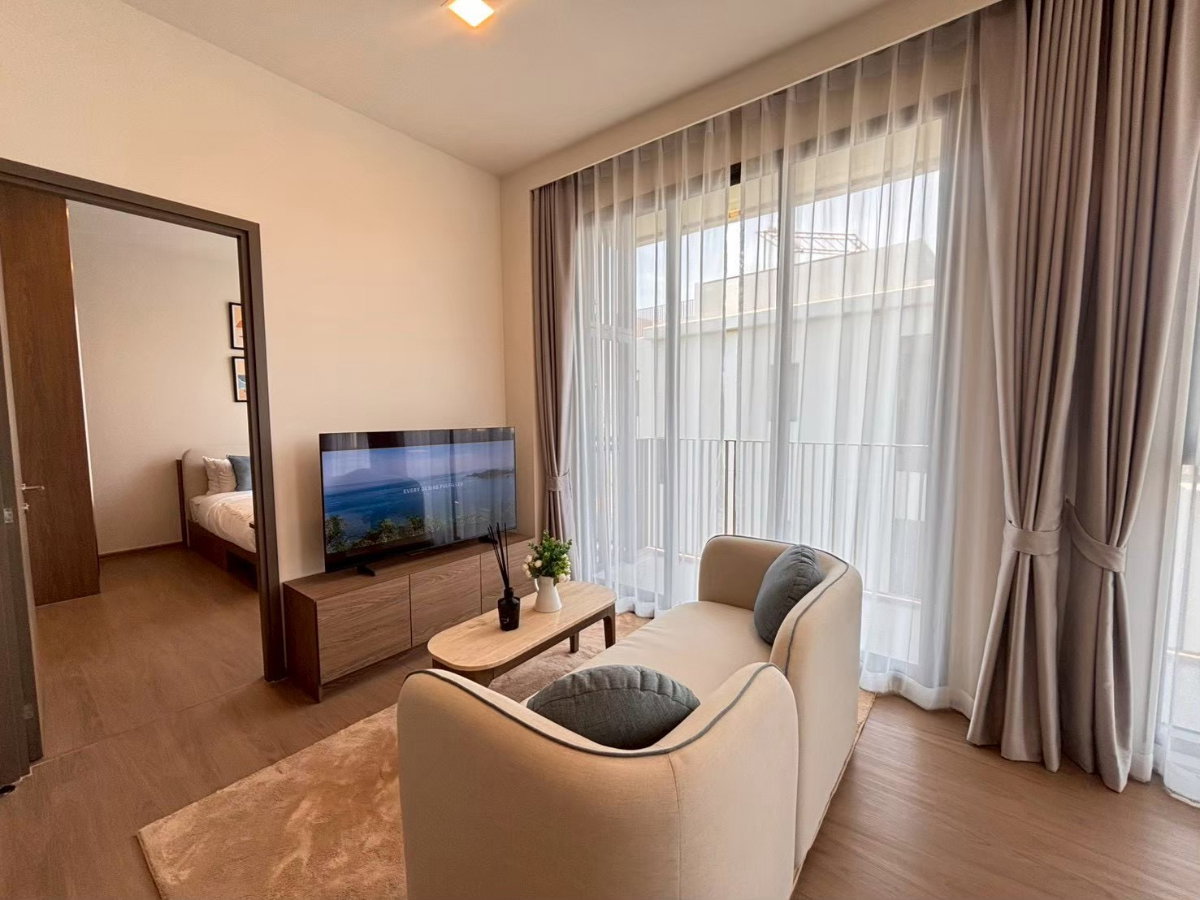 picture Best Location in Phuket - Canvas Unit 020403 - 6/26