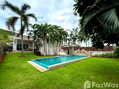 Houses for rent Hua Hin Prachaubkirikhan : Spacious 3-Bedroom Pool Villa with Rooftop Mountain Views 6667009