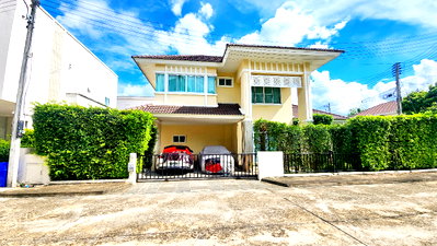 เช่าบ้านเดี่ยว เชียงใหม่ : บ้านเช่าระดับพรีเมี่ยม ที่ไม่ได้ให้แค่พื้นที่ แต่ให้คุณภาพชีวิตทั้งครอบครัว หลังที่ดีที่สุดในโครงการ 3 ห้องนอน 3 ห้องน้ำ | 86 ตร.วา | วิวสวนโล่ง