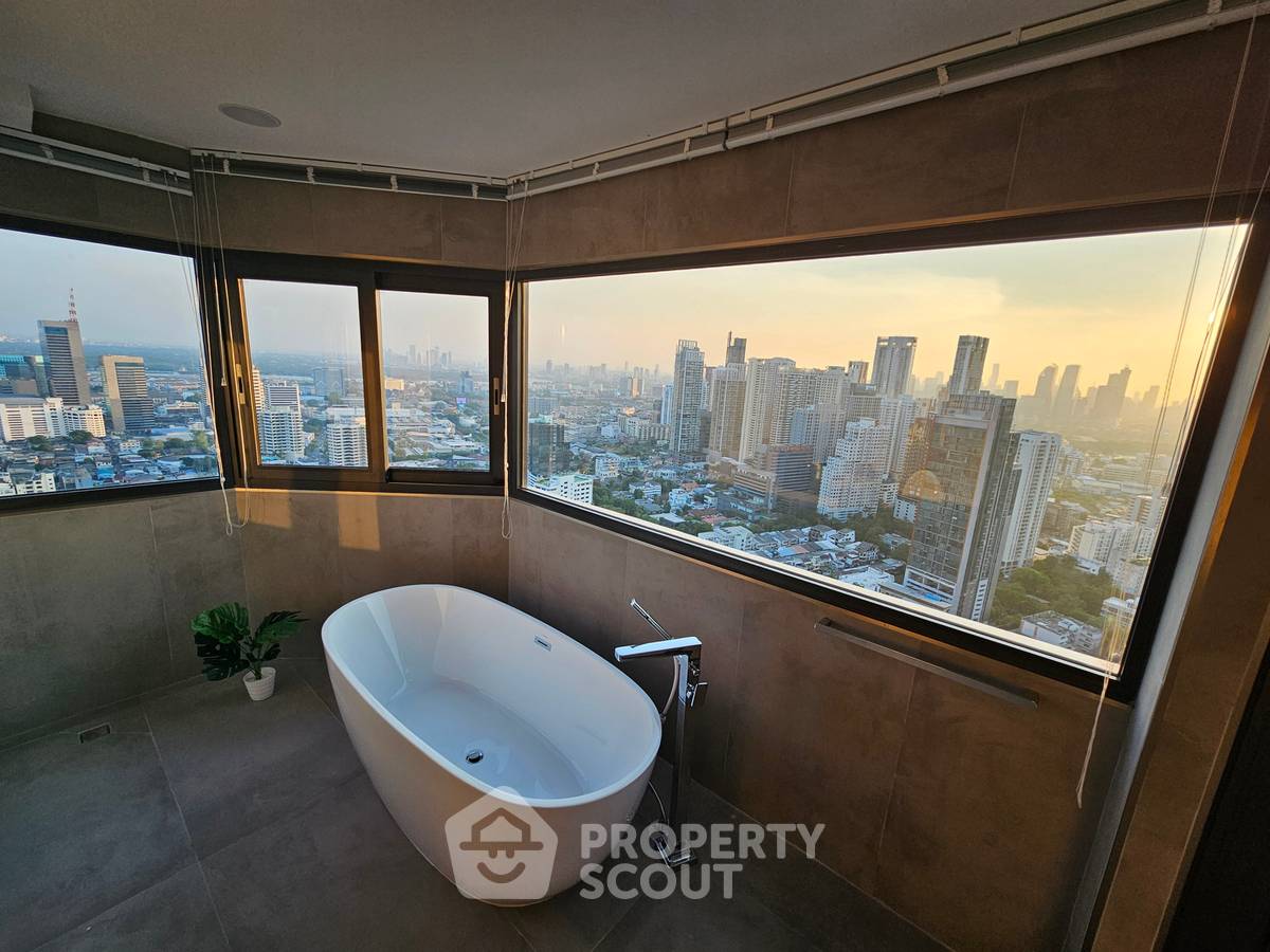 picture 38th-Floor 3-BR The Waterford Diamond Tower BTS Phrom Phong (ID 3171759) - 17/37