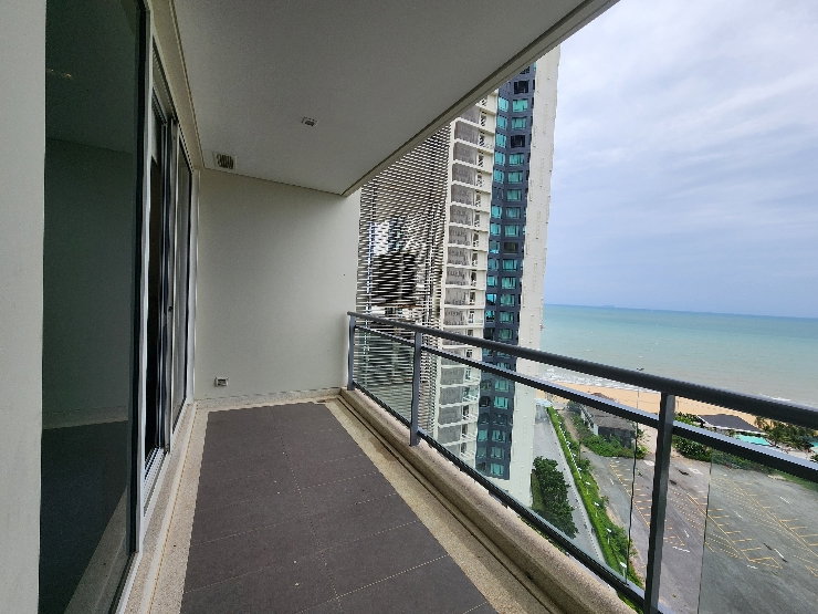 picture Urgent Sale! Luxury Beachfront Condo in Jomtien - 9/16