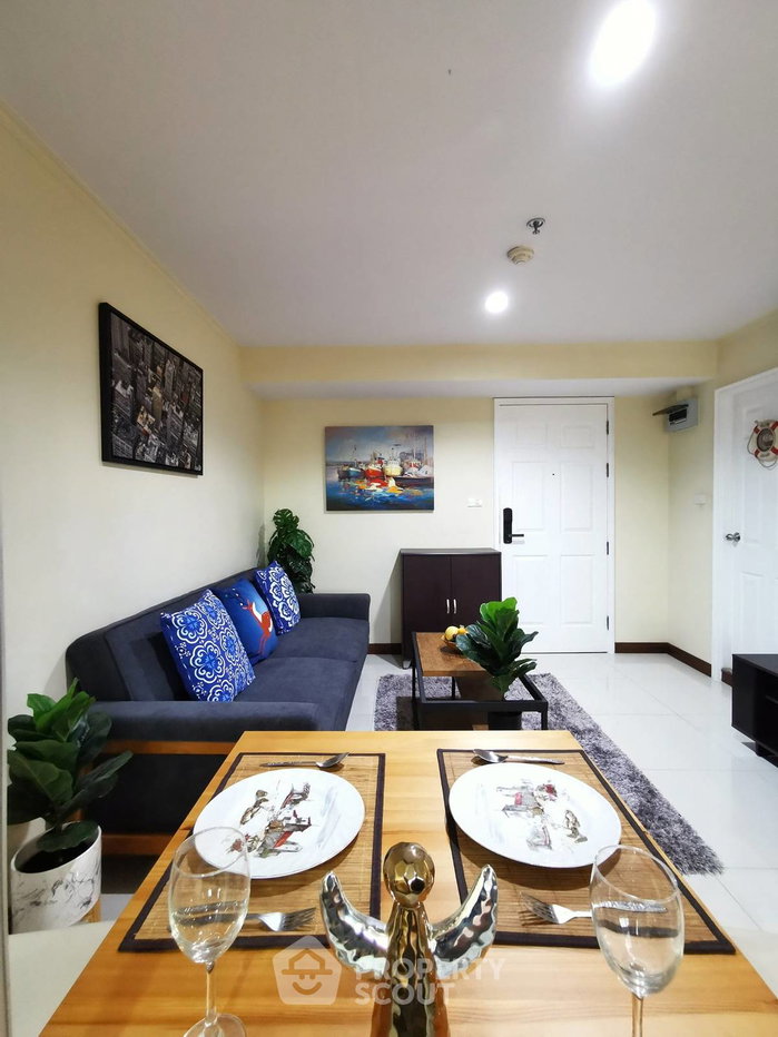 picture Great Value 23rd-Floor 1-BR Lumpini Ville Sukhumvit 77, BTS On Nut (ID 682697) - 6/14