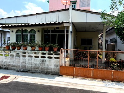 บ้านเดี่ยว สำนักงานสรรพากรพื้นที่กรุงเทพมหานคร 7 : ขายบ้านเดี่ยว ชั้นเดียว ทำเลดีเยี่ยม ใกล้SCG และ สถานีรถไฟฟ้าบางซื่อ