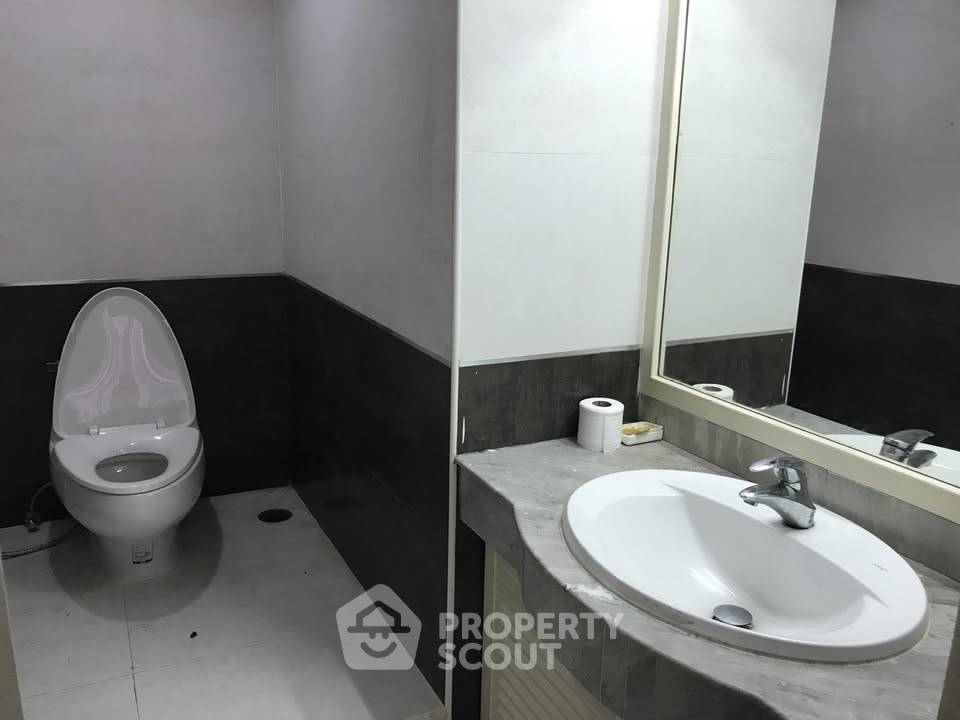 รูป คอนโด 3 ห้องนอน 314 ตร.ม. Thana Tower ใกล้ MRT บางยี่ขัน 200 ม. (ID 3165393) - รูปที่ 17/19