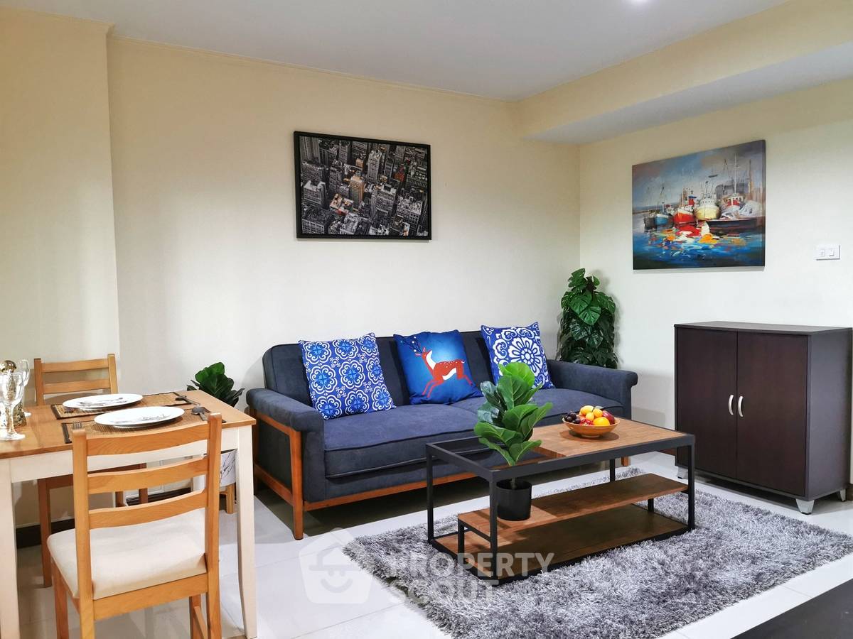 picture Great Value 23rd-Floor 1-BR Lumpini Ville Sukhumvit 77, BTS On Nut (ID 682697) - 3/14