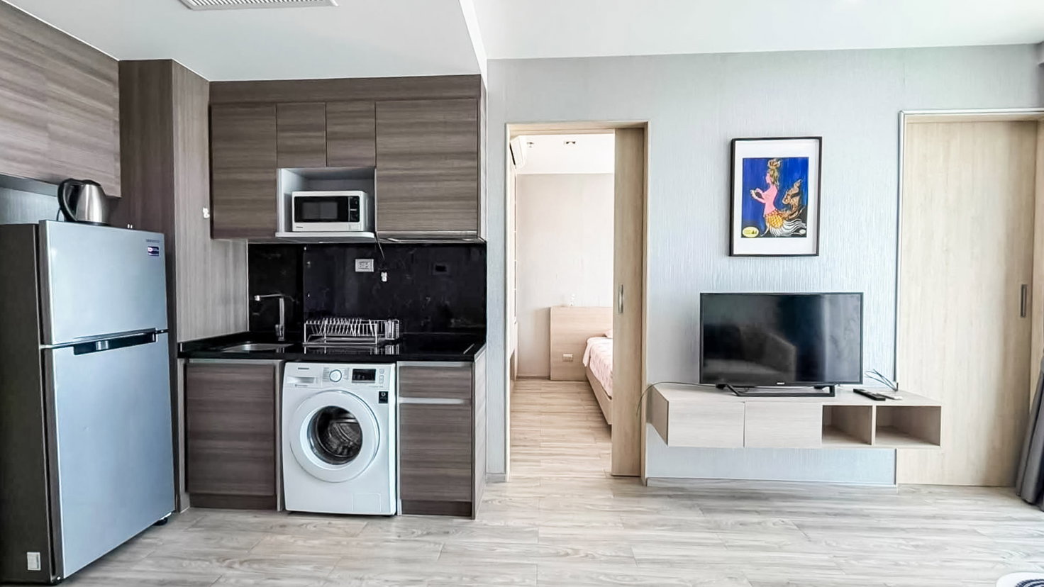 picture 1 Bedroom Beachfront Condo for Sale AERAS Beachfront Jomtien - 5/12