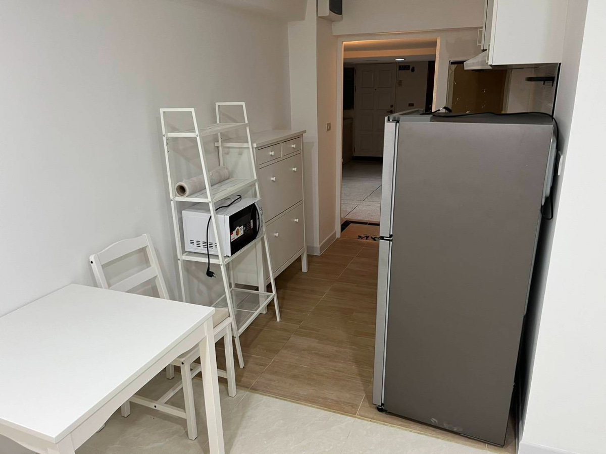 รูป คอนโดให้เช่า Thonglor Tower ห้องรีโนเวททำใหม่ทั้งหมด เฟอร์เจอร์ Ikea 50 ตร.ม. • 2 ห้องนอน 1 ห้องน้ำ • อาคาร A • ชั้น 14 • ระเบียงส่วนตัว - รูปที่ 14/15