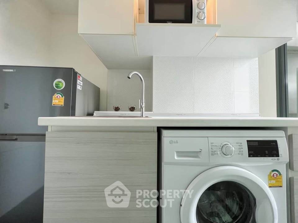 picture 19th-Floor 2-BR Condo At Metro Sky Prachachuen Near MRT Bang Son (ID 3174963) - 5/12