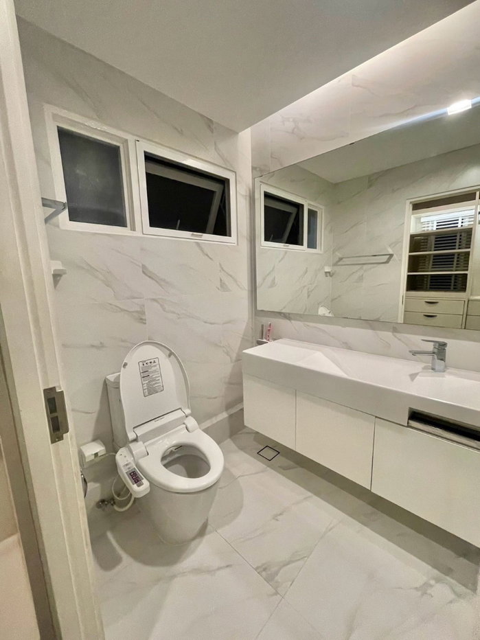 รูป 🏡✨ ให้เช่าบ้านเดี่ยว มัณฑนา อ่อนนุช–วงแหวน 5 บ้านสวย Built-in ทั้งหลัง พื้นที่ลงตัว บรรยากาศโครงการร่มรื่น - รูปที่ 9/18