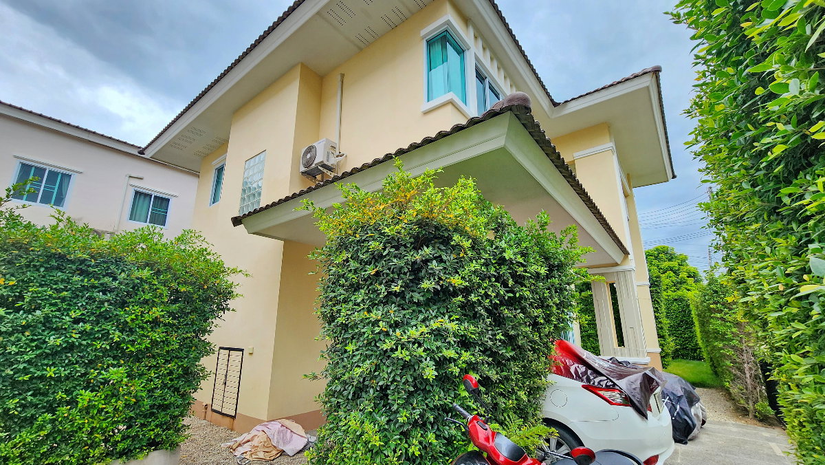 รูป บ้านเช่าระดับพรีเมี่ยม ที่ไม่ได้ให้แค่พื้นที่ แต่ให้คุณภาพชีวิตทั้งครอบครัว หลังที่ดีที่สุดในโครงการ 3 ห้องนอน 3 ห้องน้ำ | 86 ตร.วา | วิวสวนโล่ง - รูปที่ 26/26