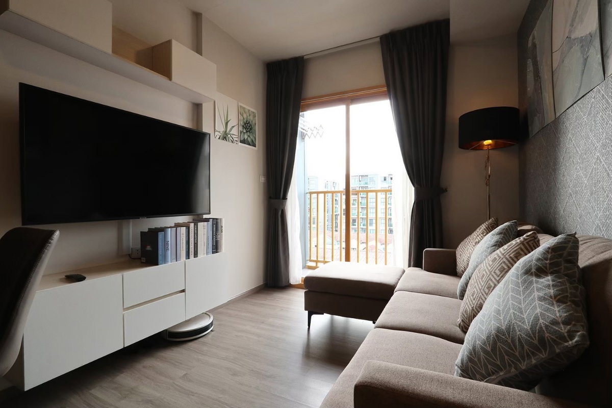 picture The Base Sukhumvit 50 for sale - 4/11