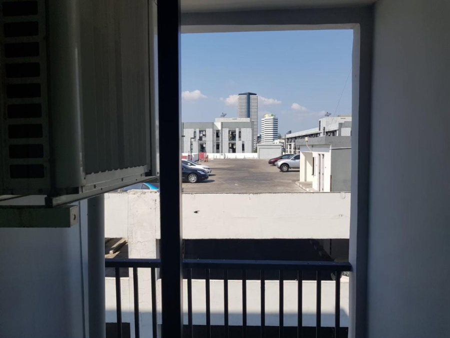 รูป 🏙️✨ FOR RENT: iCondo Sukhumvit 105 📩 Interested in this room? Screenshot or copy the link and send us via Line for more details & room viewing. - รูปที่ 10/17