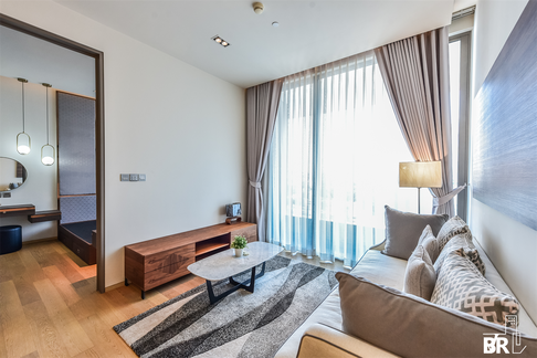 Ideal City Living at a Great Price Saladaeng One near MRT Lumpini Station