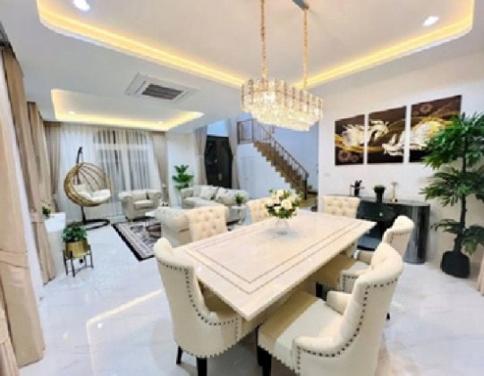 รูป ให้เช่าบ้านเดี่ยว 2 ชั้น หมู่บ้านแกรนดิโอ บางนา กม.5 / หลัง เมกะ บางนา / บ้านสภาพใหม่ / แอร์ 6 เครื่อง / Fully Furnished / อยู่อาศัย - รูปที่ 6/13