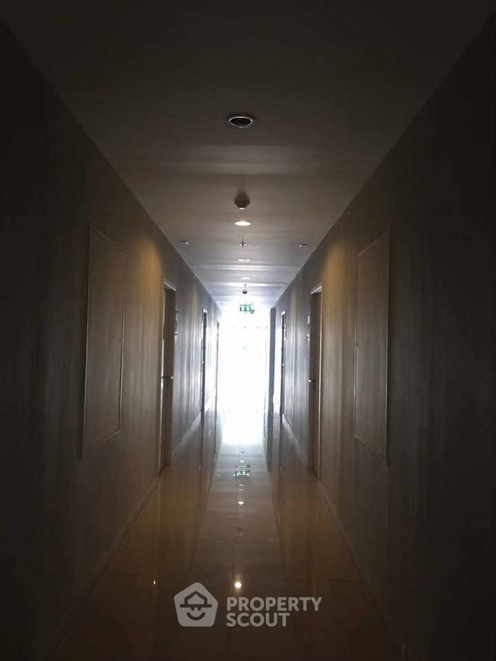 picture 305 Sqm 1-BR At Skyline Rattanathibet Near MRT Yaek Nonthaburi (ID 3177408) - 23/29