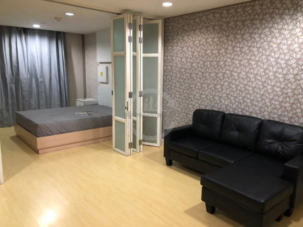 รูปภาพ 📍The Station Sathorn Bangrak📍🌞🌈PS-32565571🍀LINE ID : @881teotq⚡For Rent⚡Beautiful unit! Golden location! Unbeatable price!🚅BTS Saphan Taksin