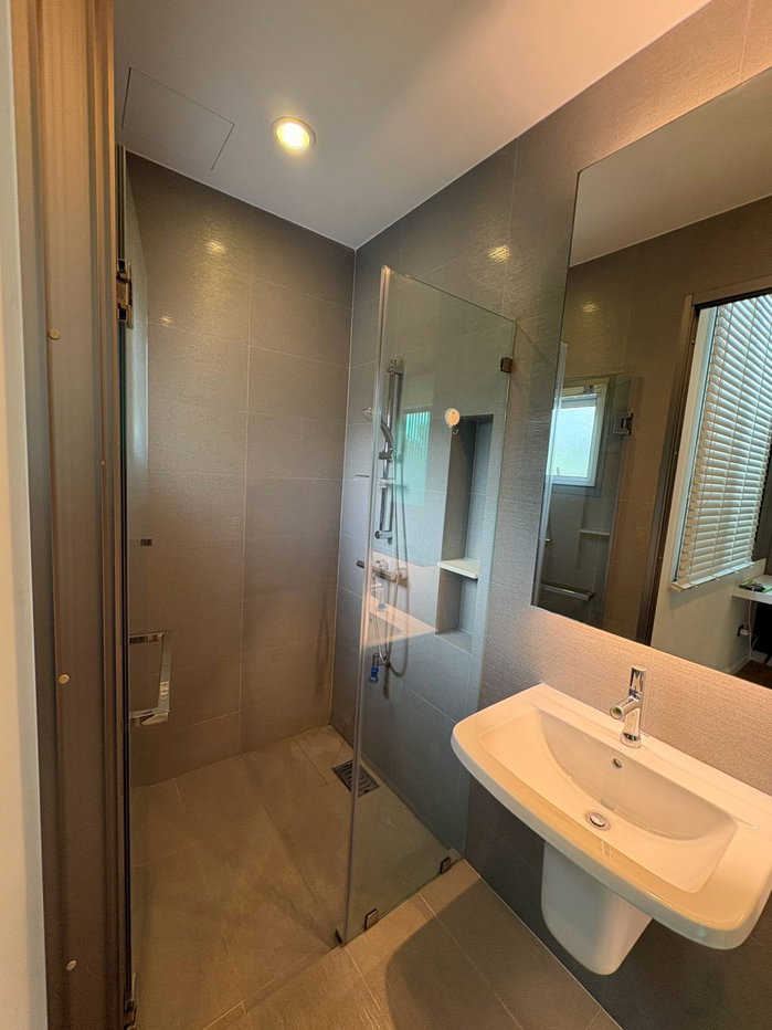 picture Modern Luxury Living in Prime Location! Private Nirvana Residence North-East - 18/35