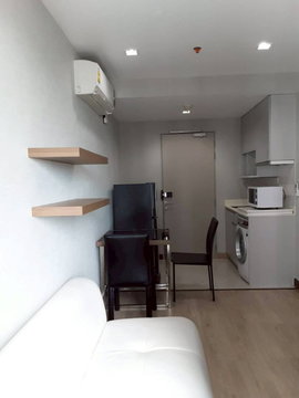 🏙️✨ FOR RENT: IDEO Mobi Phayathai 📩 Interested in this room? Screenshot or copy the link and send us via Line for more details & room viewing.