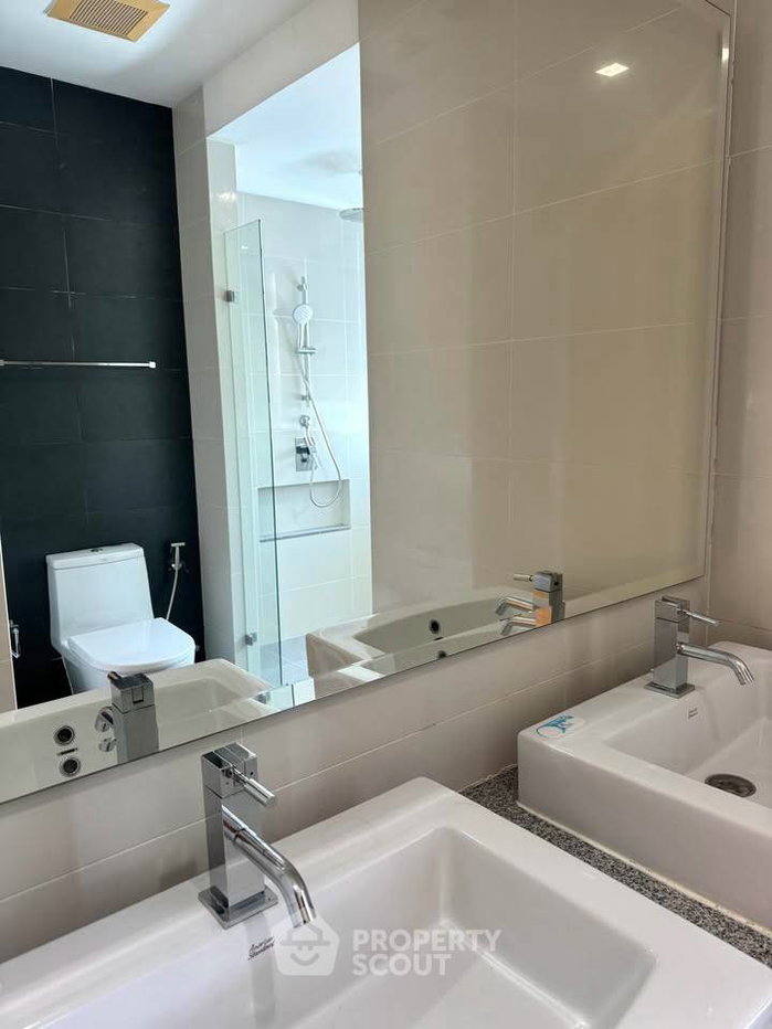 picture 25th-Floor 3-BR Millennium Residence @ Sukhumvit | BTS Asoke (ID 3177356) - 4/14