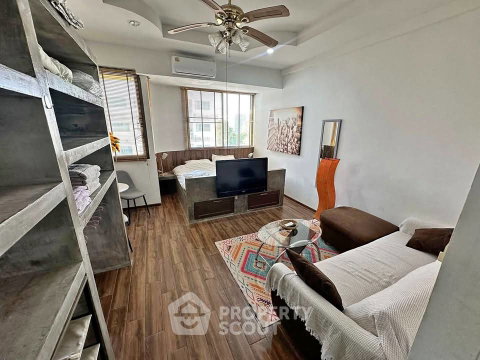 1-BR Condo For Sale At ThepThip Mansion, Phratamnak (ID 3178335)