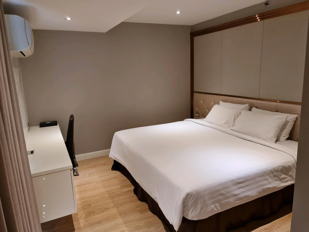 picture 🏙️ Luxury Penthouse Duplex for Rent | H Sukhumvit 43 - 4/16