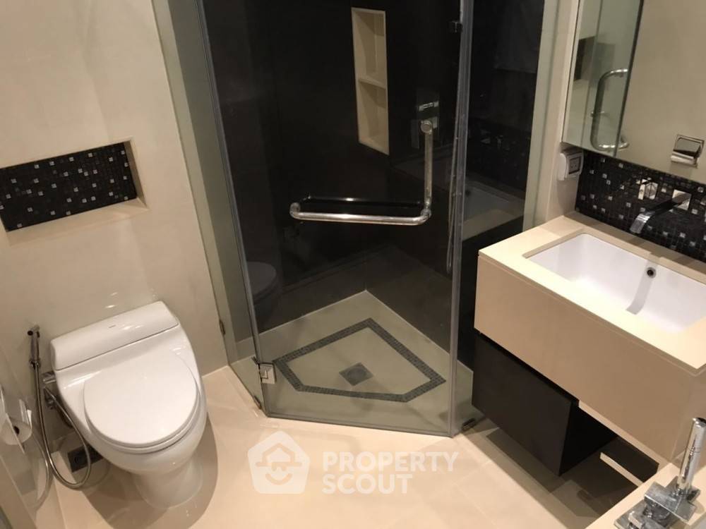 picture 1-BR At The Address Sukhumvit 28 Near BTS Phrom Phong (ID 307492) - 6/10