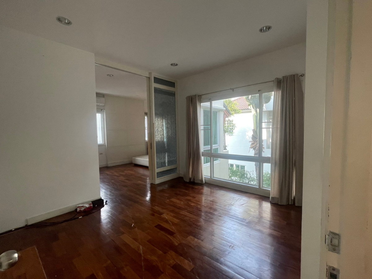 picture For rent Grand Bangkok Boulevard Ratchada-Ramintra Fully Furnished  (S12-0527) - 8/18