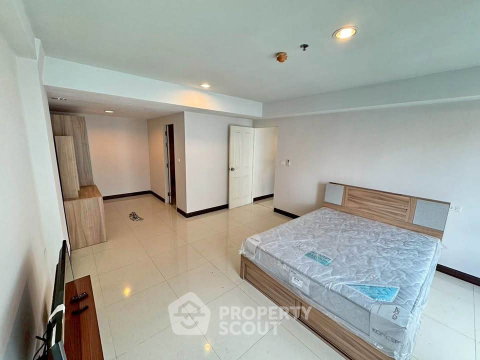 2-BR 134 Sqm Aliss Tiwanon Condominium Near MRT Ministry Of Public Health (ID 3174270)