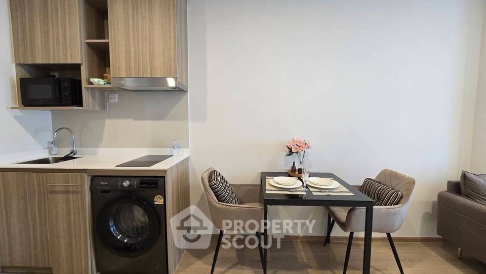 picture 1-BR Life Asoke 33 Sqm, 300m To ARL Makkasan (ID 3179871) - 6/10