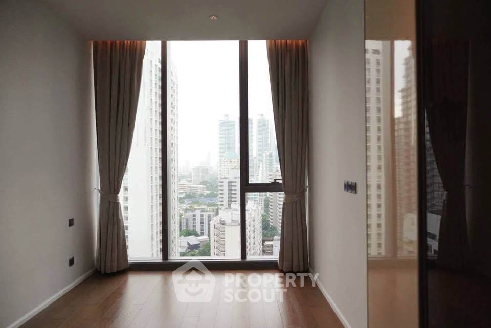 picture 16th-Floor 2-BR At KRAAM Sukhumvit 26 Near BTS Phrom Phong (ID 3179459) - 8/14