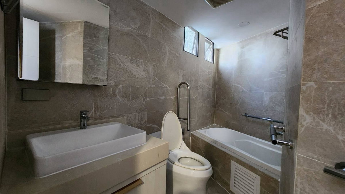 รูป LTH16039 - Condo for Sale Phrom Phong | President Park | 223 sq.m. | 4 Bed 3 Bath | BTS Phrom Phong | 19.8 MB | คอนโดขาย พร้อมพงษ์ - รูปที่ 8/14