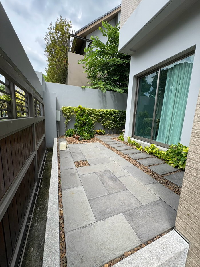 picture Modern Luxury Living in Prime Location! Private Nirvana Residence North-East - 5/35