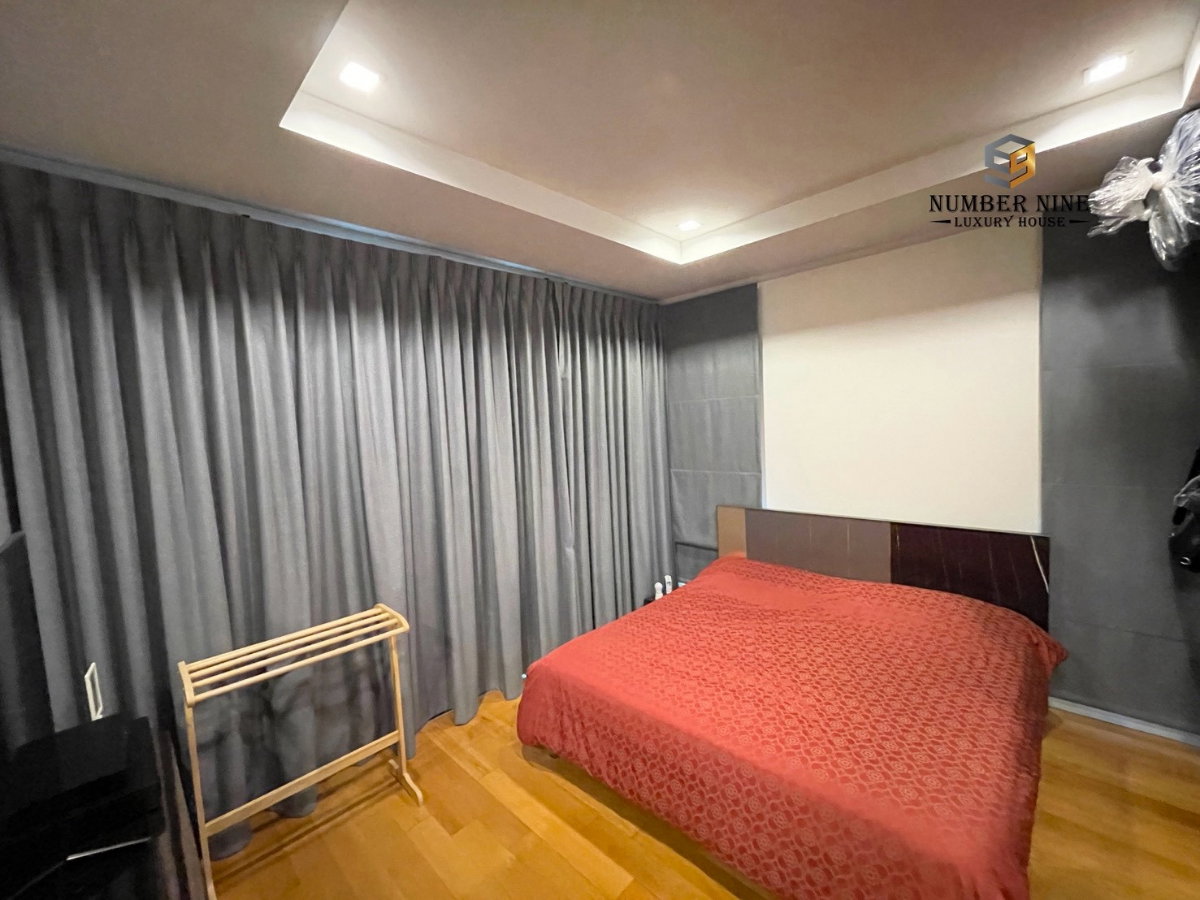 รูป ขายบ้านเดี่ยว 3 ชั้น Supalai Essence Suanluang | หลังริม 77.7 ตร.ว. | 321 ตร.ม. | 5 ห้องนอน | ราคาพิเศษต่ำกว่าต้นทุนกว่า 6 ล้านบาท - รูปที่ 14/26