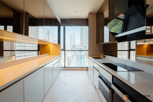 สะดวกสบายกับไลฟ์สไตล์สุด Luxury เดอะ รีเสิร์ฟ สาทร