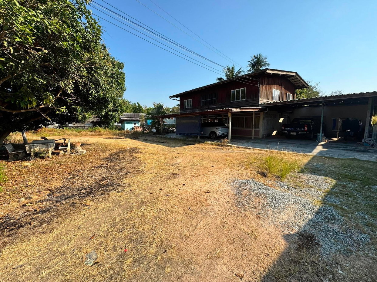 picture Land with Building for Sale Mabprachan Lake East Pattaya - 4/5