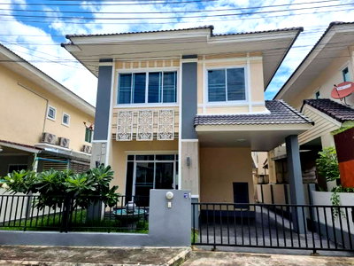 บ้านเดี่ยวให้เช่า : ปล่อยเช่าบ้านดีญ่าวาเล่ย์สันกำแพง พื้นที่ใช้สอย 135 ตรม 3 ห้องนอน