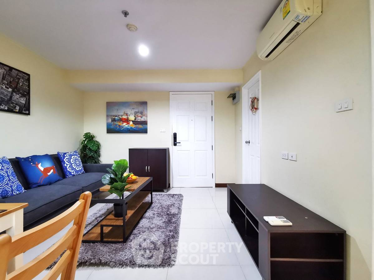 picture Great Value 23rd-Floor 1-BR Lumpini Ville Sukhumvit 77, BTS On Nut (ID 682697) - 2/14