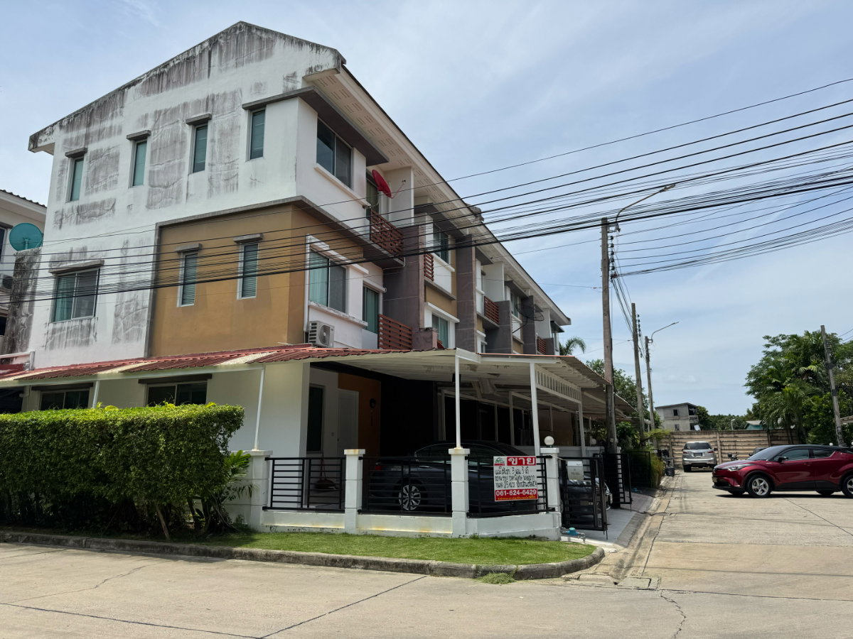 รูป ให้เช่าทาวน์โฮม 3 ชั้น ทาวน์พลัส อ่อนนุช-ลาดกระบัง ซอยลาดกระบัง 20/1 **21,000 บาท/ด.** (N.2288) - รูปที่ 1/24
