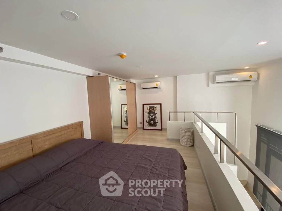 picture 36th-Floor 1-BR At Knightsbridge Prime Sathorn Near BTS Saint Louis (ID 3180365) - 6/12